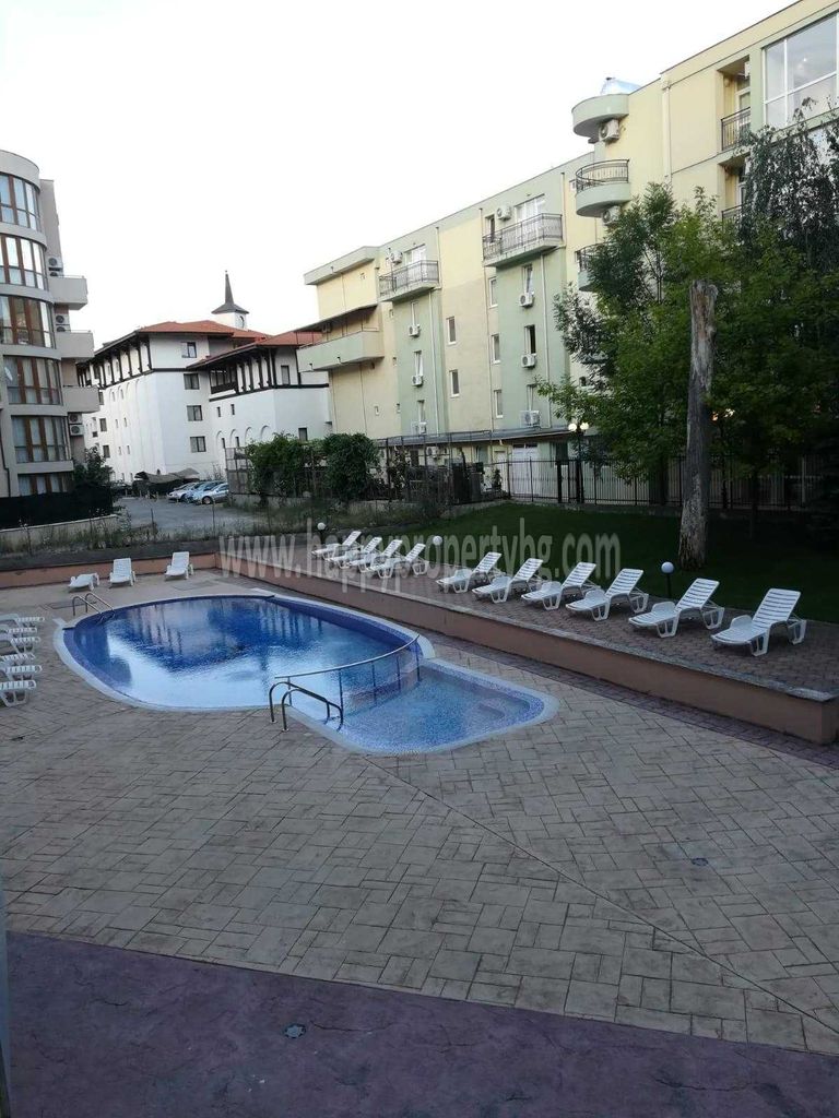 Продава се Двустаен апартамент в к.к. Слънчев бряг - 68 кв.м за 839 €/кв.м - Снимка #10
