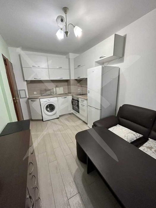 Дава се под наем Двустаен апартамент в Варна, Левски - 45 кв.м за 300 € - Снимка #1