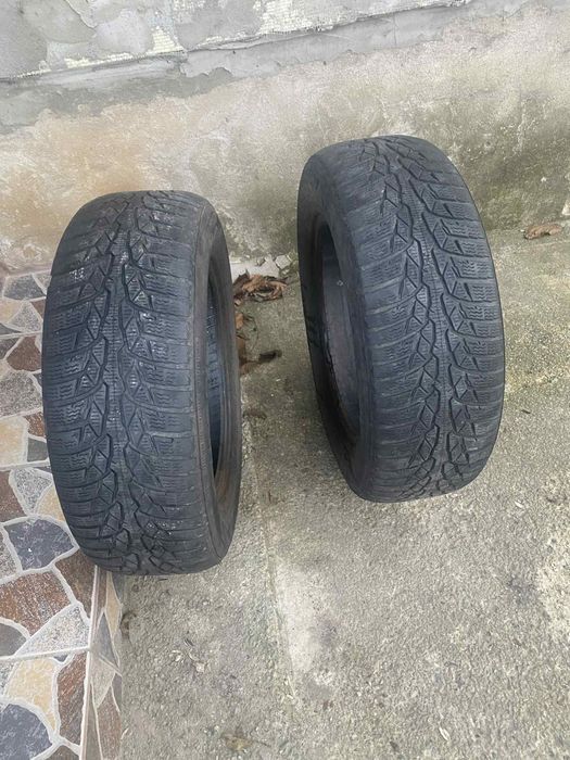 Vand anvelope iarna  195/65R15
