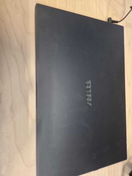 Laptop Asus Experbook,B1500C Second Hand 4 bucati