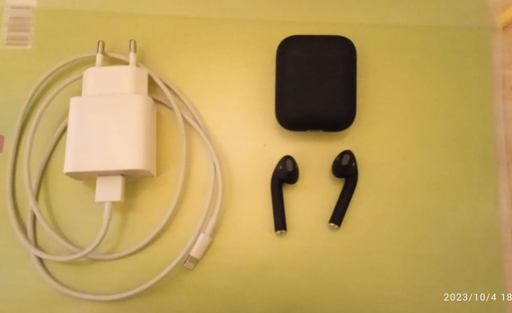 Продам Наушники Air Pods