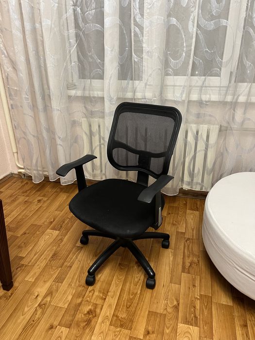 Стульчик офисный