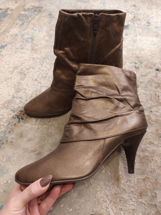 Cizme/ botine Paola Feri mărime 38. Piele naturala. Noi.