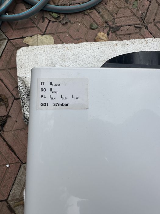 Vând instant pe gaz