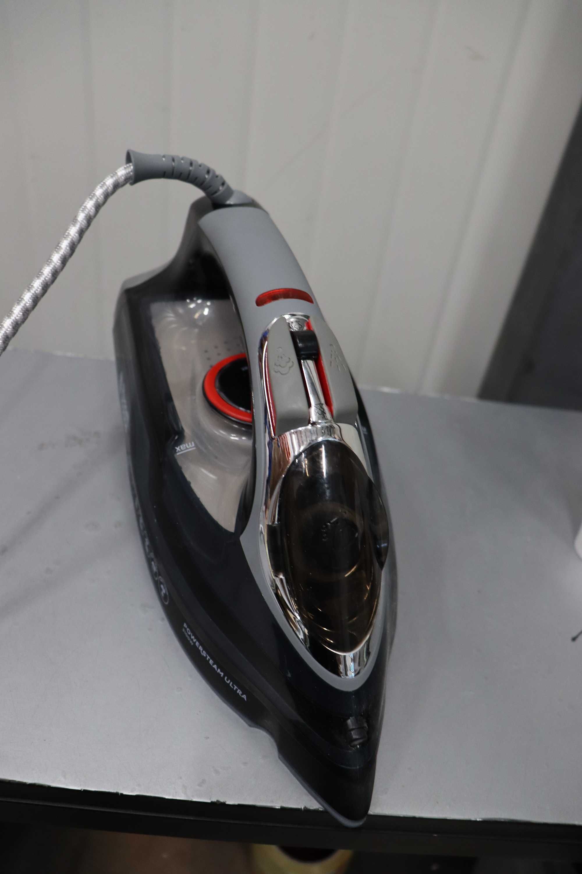 Ютия Russell Hobbs PowerSteam Ultra 3100W, 210 г/мин.