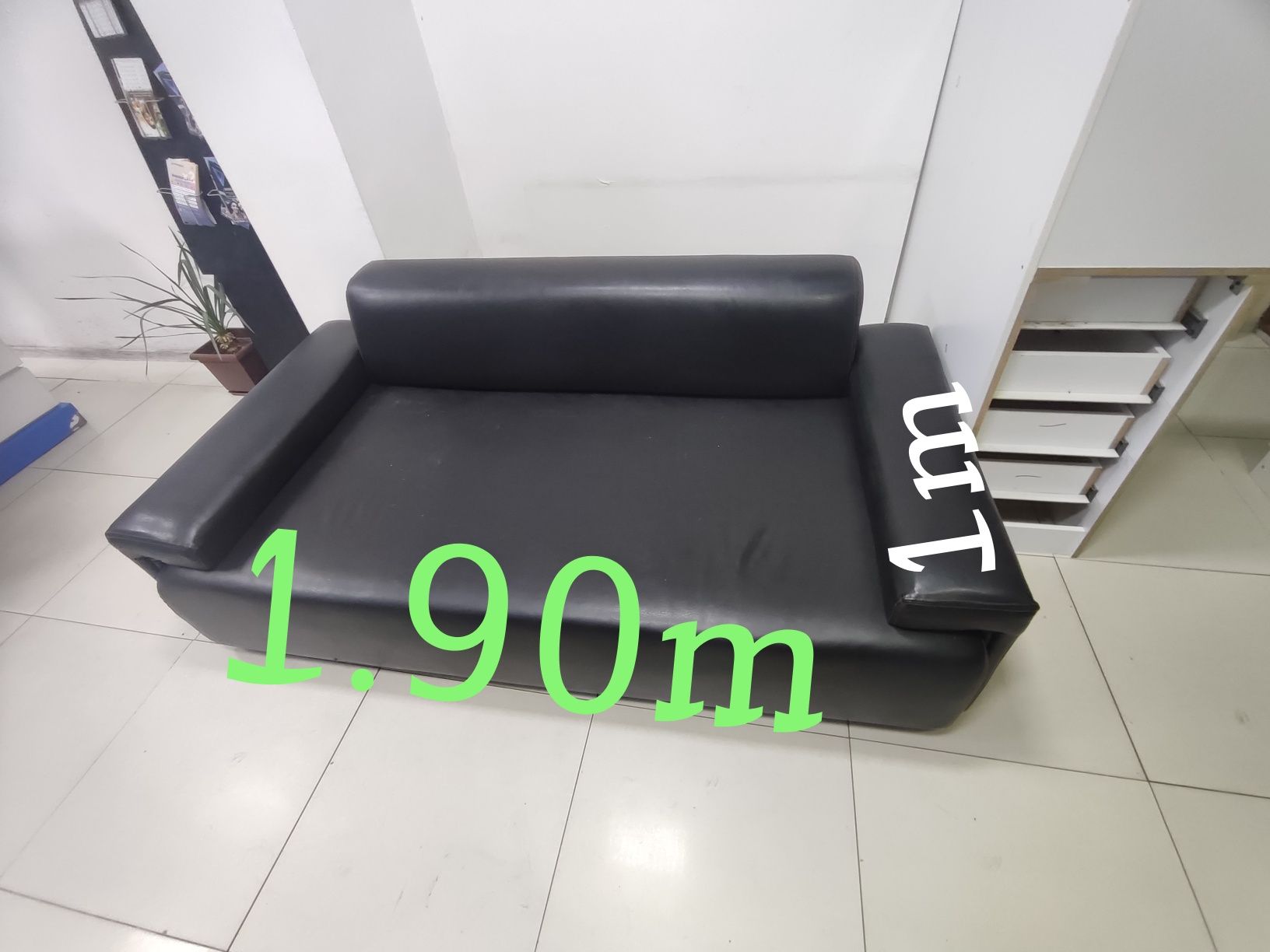 Sotildiiiiii.   Mebel koja kreslo