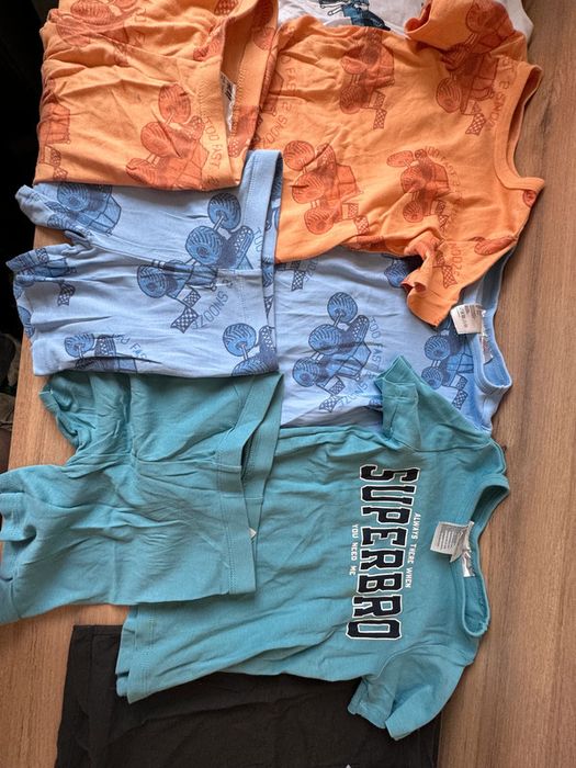 Set lot haine copii H&M tricouri, pijama, bluza