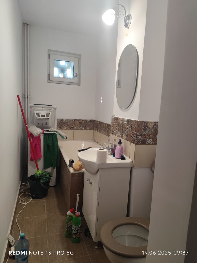 Apartament 3 camere Craiovita.