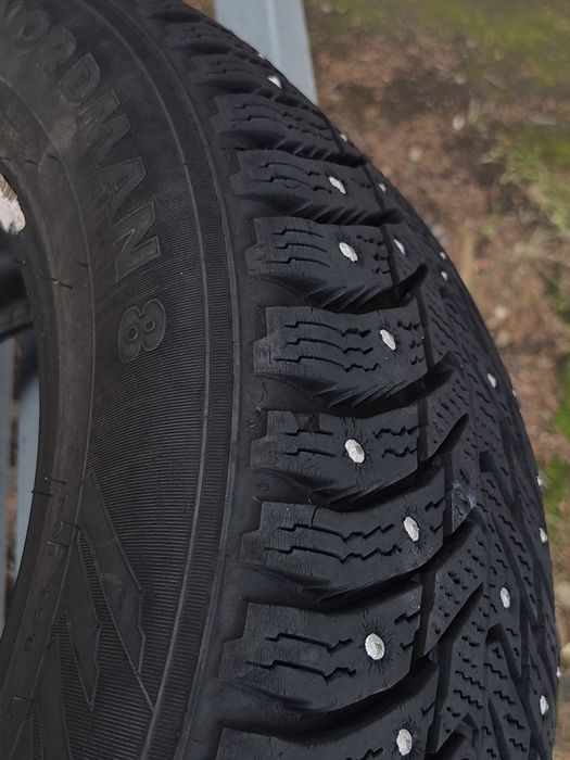 185х65r15  nokian 8