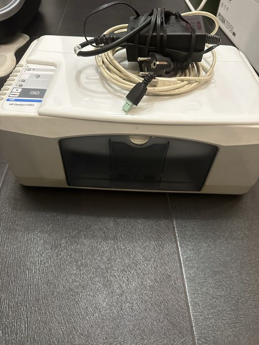 Принтер HP Deskjet F380