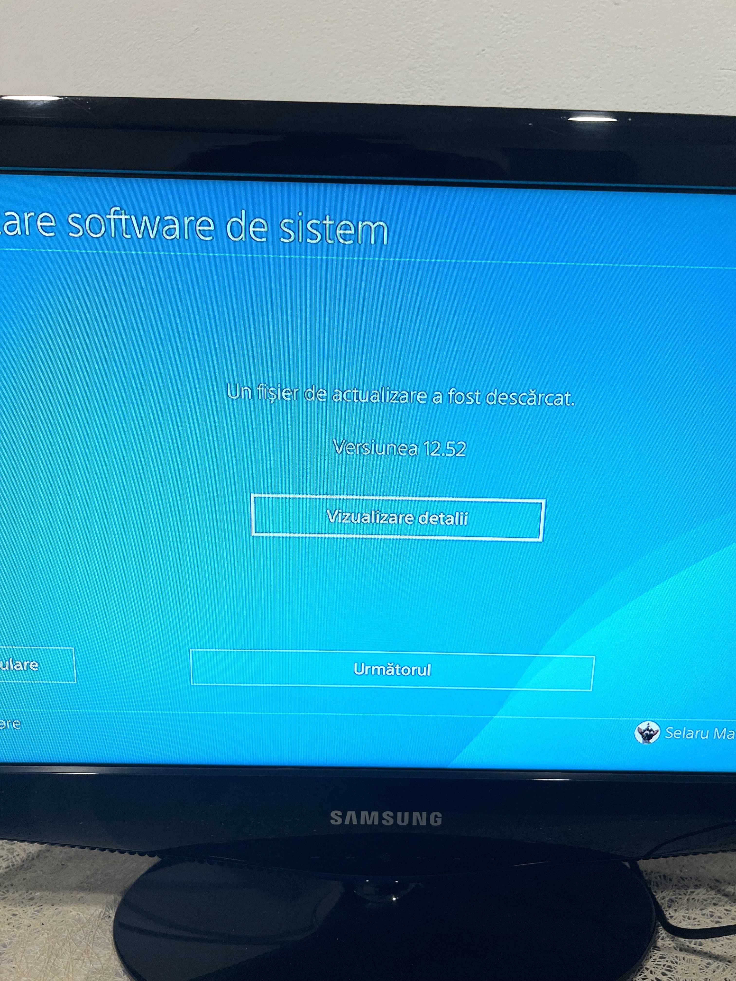 Consolă PlayStation Sony PS4 Pro, 1TB cu 4 jocuri!