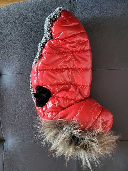 Яке за куче с естествена кожа на качулката