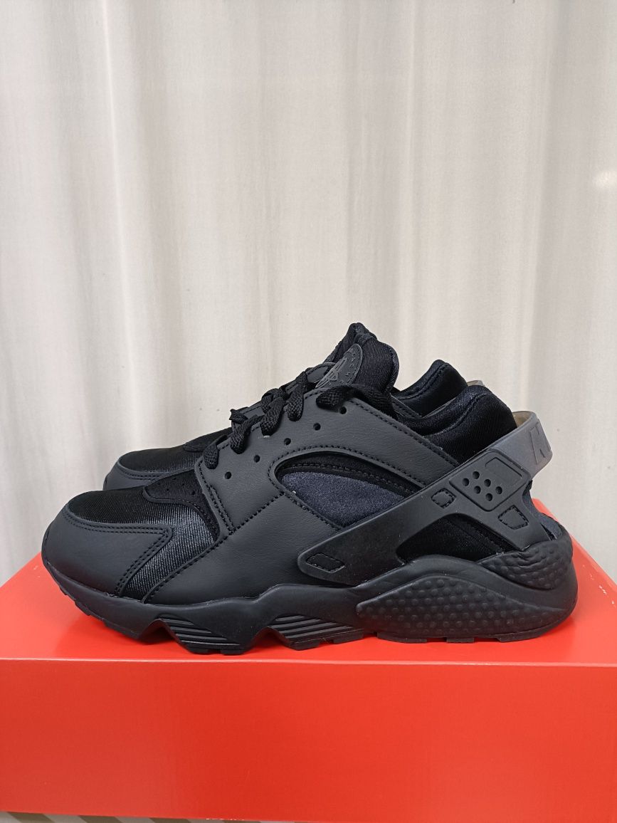 Nike Air Huarache номер 37.5, 38, 39