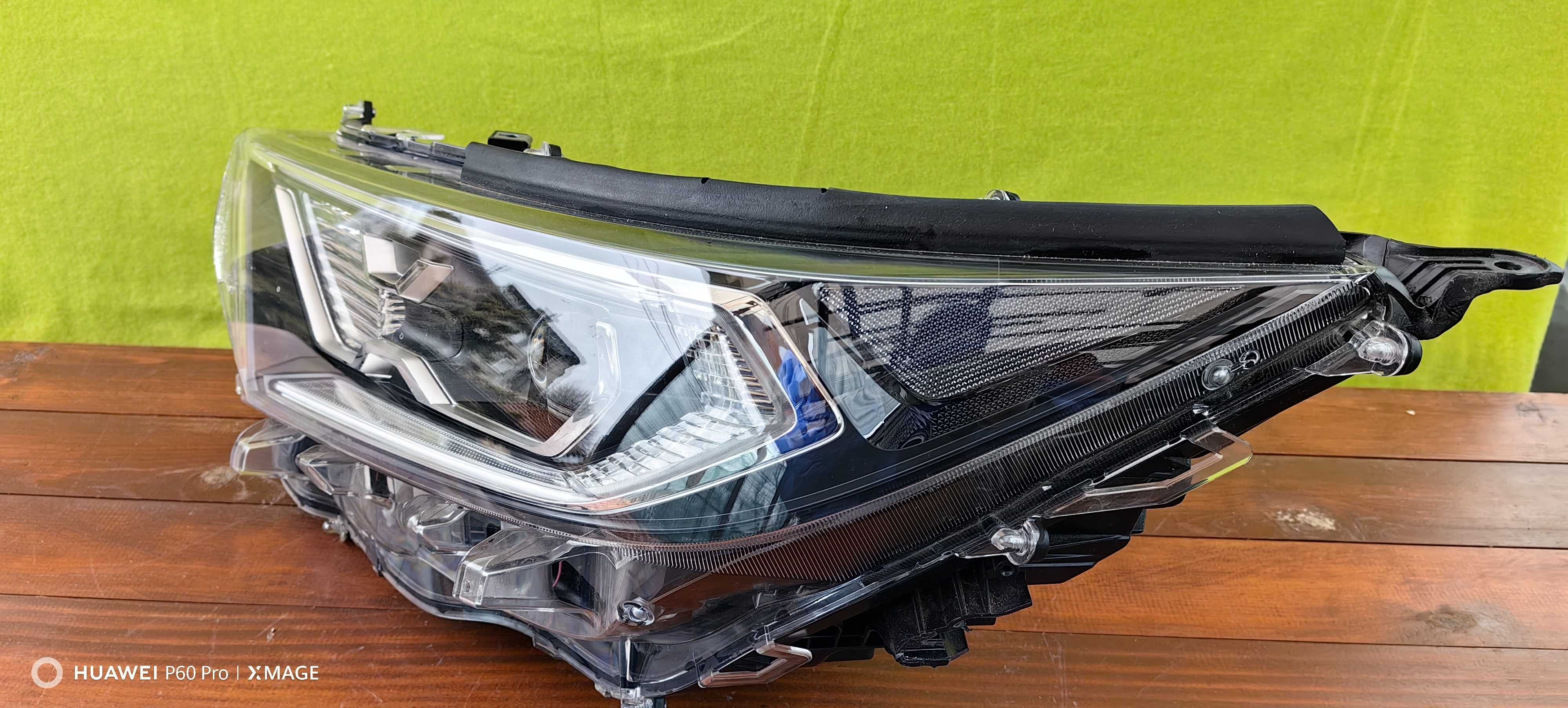 Фар за Toyota Rav4 Full LED / Фарове Тойота Рав4 Фул ЛЕД