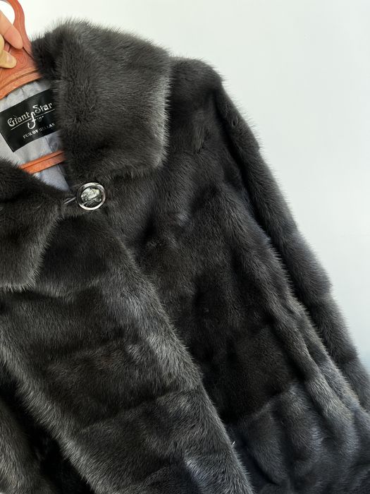 Продам норковую шубу