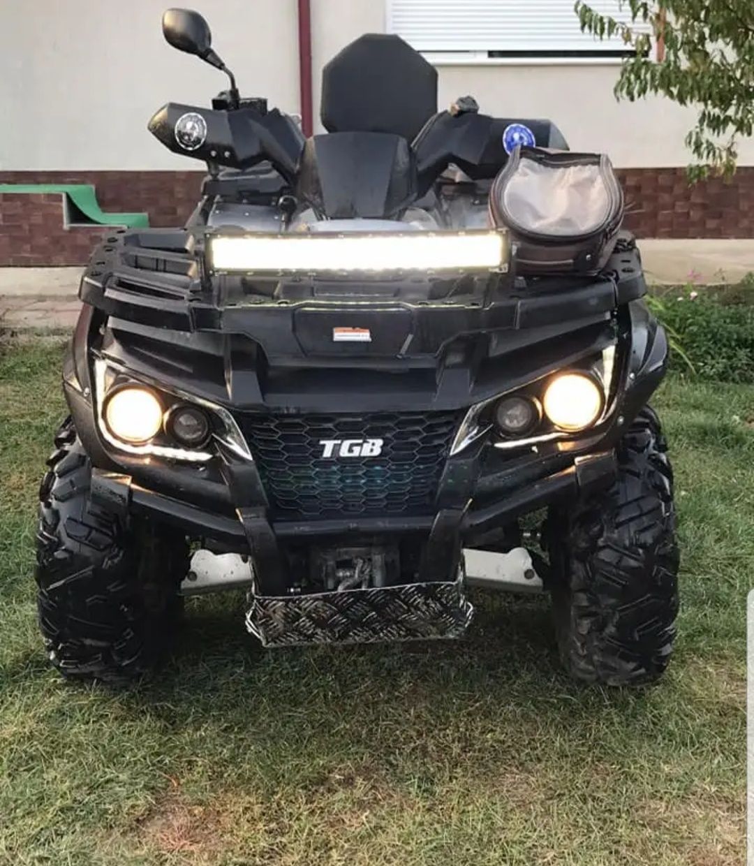 Vând Atv TGB 2019