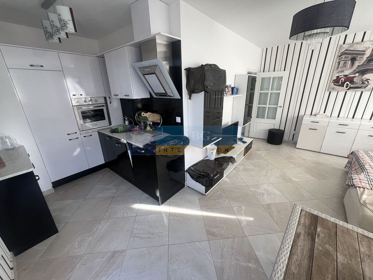 Продава се Двустаен апартамент в Черноморец - 95 кв.м за 1052 €/кв.м - Снимка #6