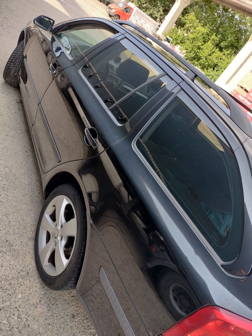 Skoda Octavia 2 2.0 tdi 140 cp Lauren & Klement
