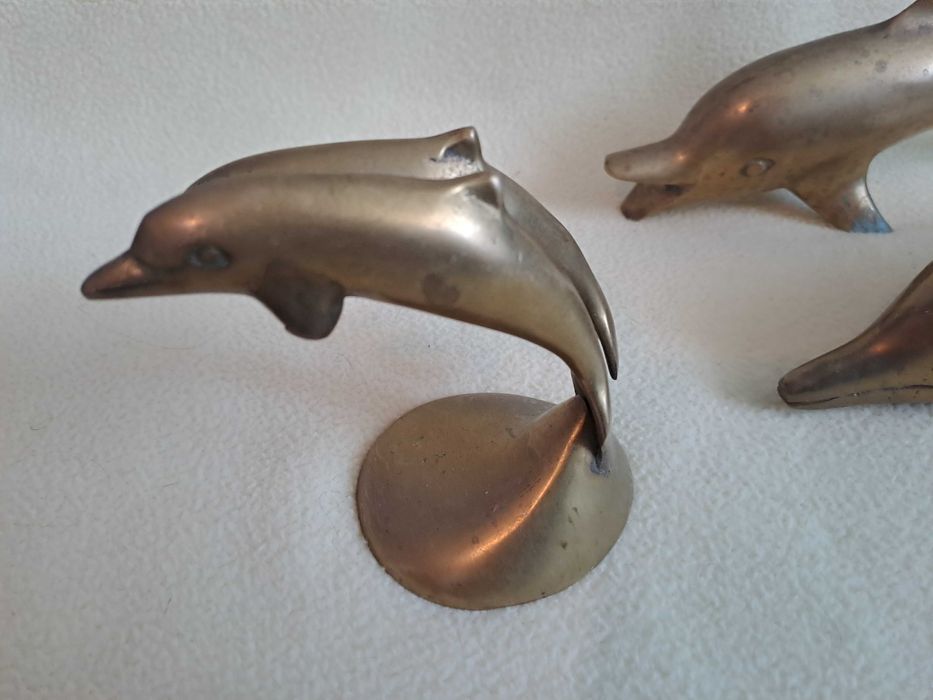 statueta figurina delfin bronz