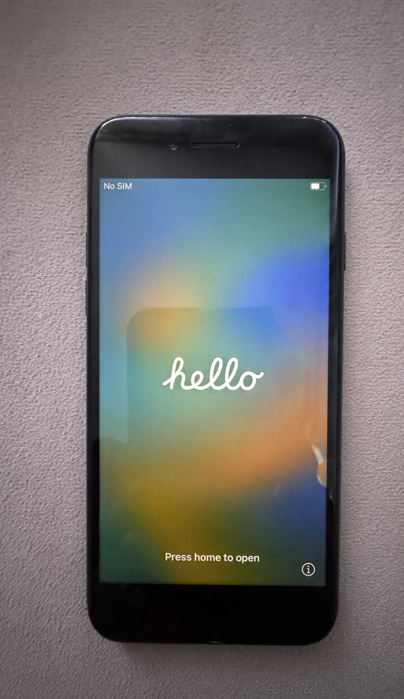 iPhone SE 2020, 64GB, черен, оригинална кутия