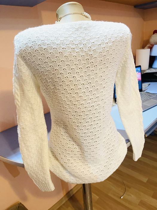Bluza tricotata manual