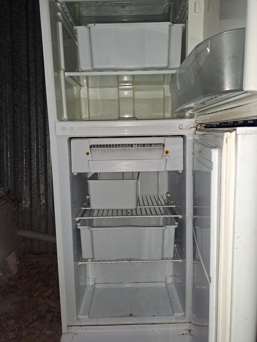 Продаётся холодильник в идеальном состояние