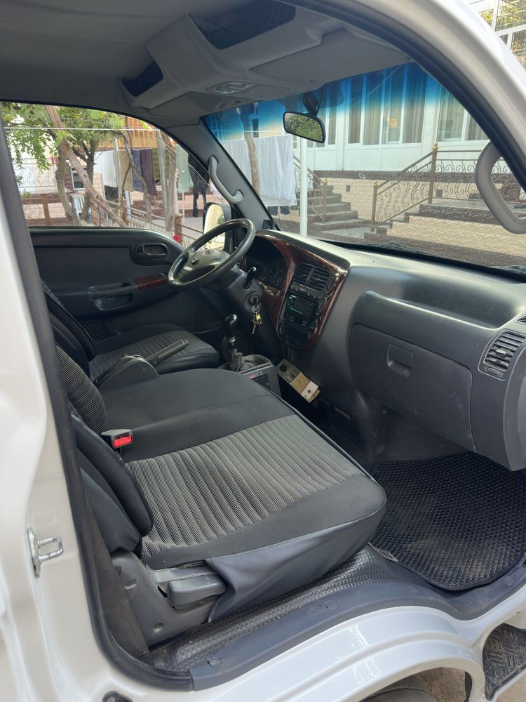 KIA BONGO 3 Refrigerator