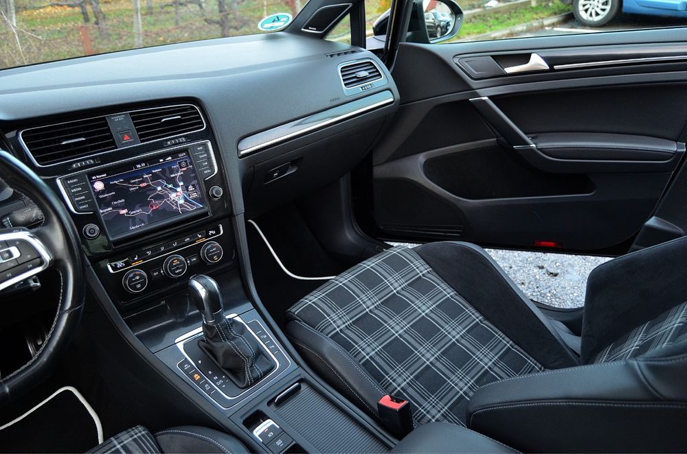 Vw Golf7 GTD .DSG.Sport &Sound.184Cp.Acc Panorama.Lane.Assist Dynaudio