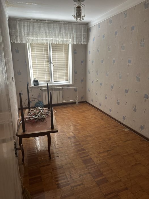 Продаётся квартира 4-х комнатная. Спецплан. Своя, Чистая,