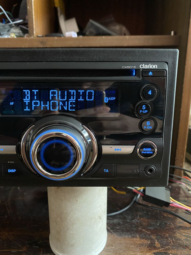 CLARION CX501E - УНИКАТ! - BLUETOOTH, USB, Радио плеър за кола сд cd