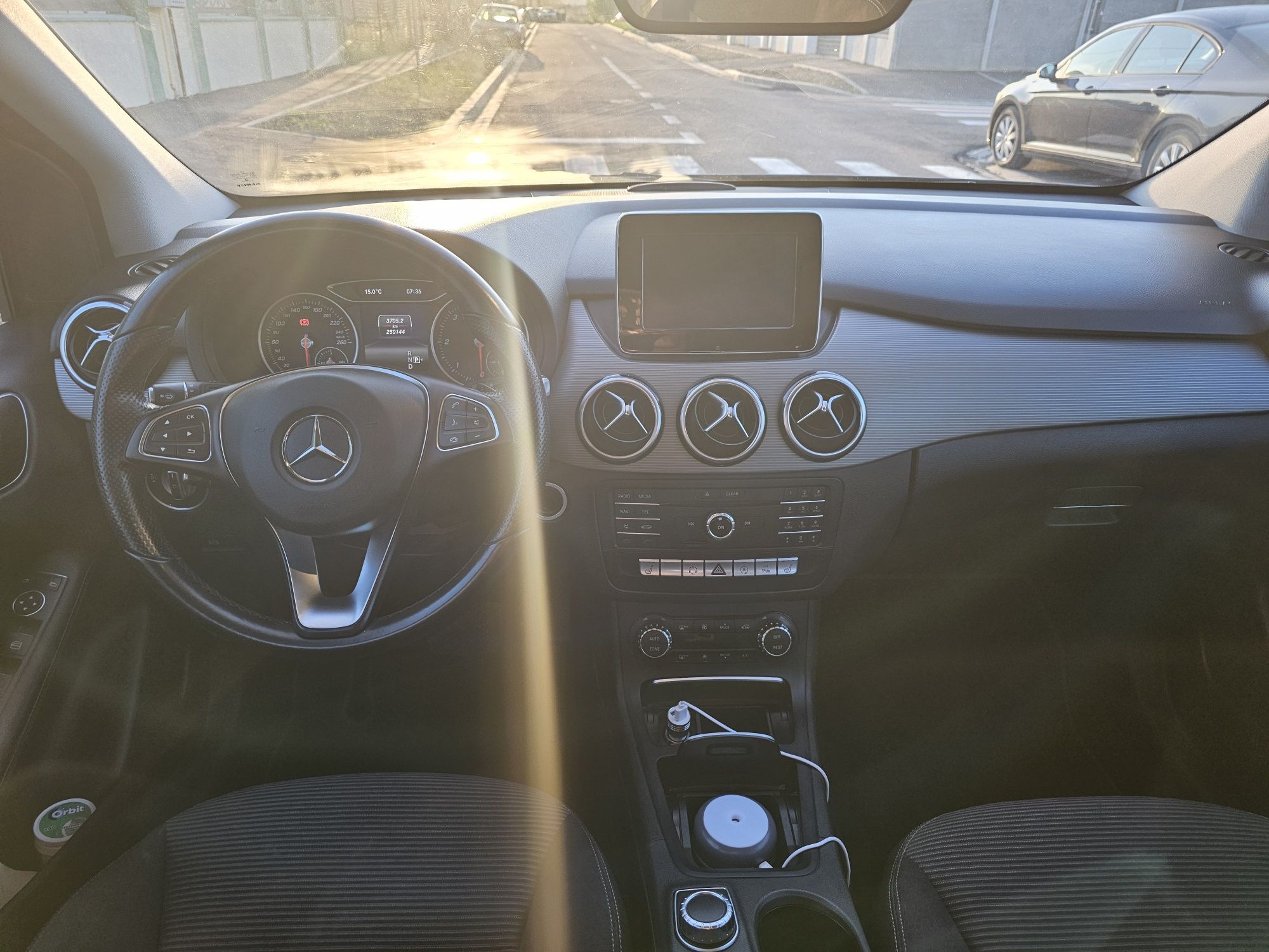 Mercedes benz B 2015