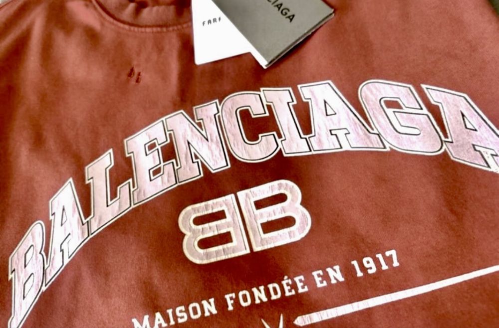 Дамска тениска balenciaga