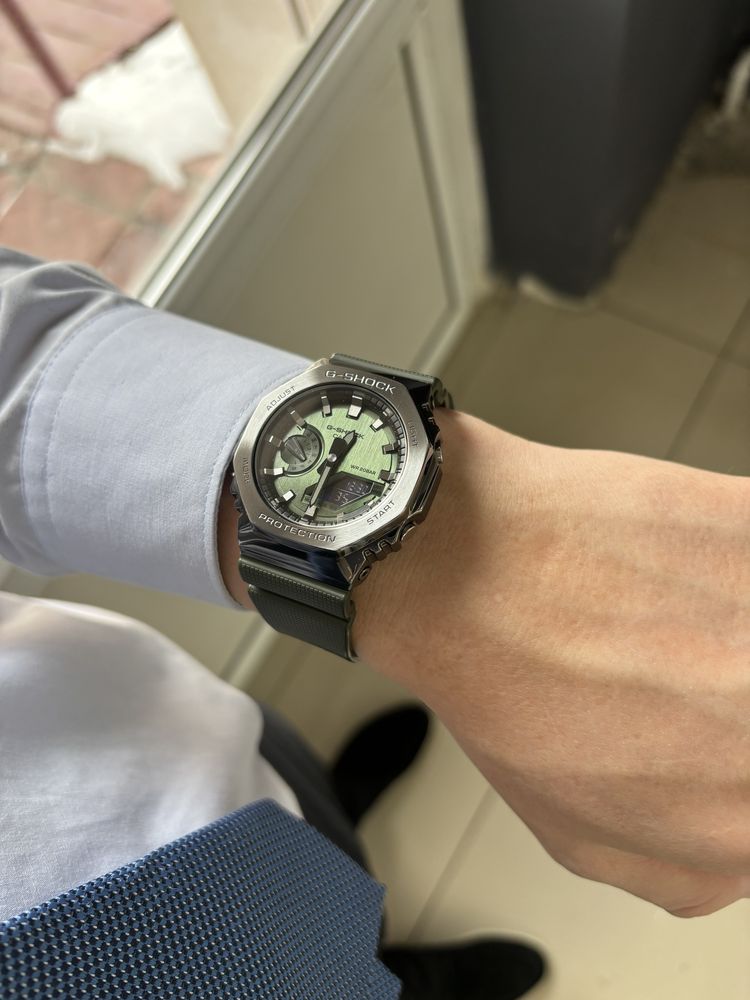 Часы  CASIO GM-2100B-3A зеленый