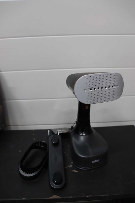 Верикална ютия Braun QuickStyle7 GS7077BK FreeGlide 3Dтехнология,1600W