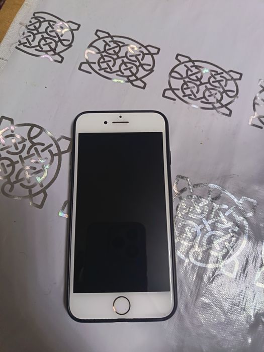 Айфон 7 в идеальном состоянии