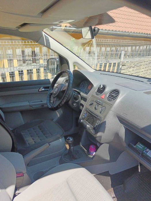 VW caddy maxi 1.9 tdi 77kw