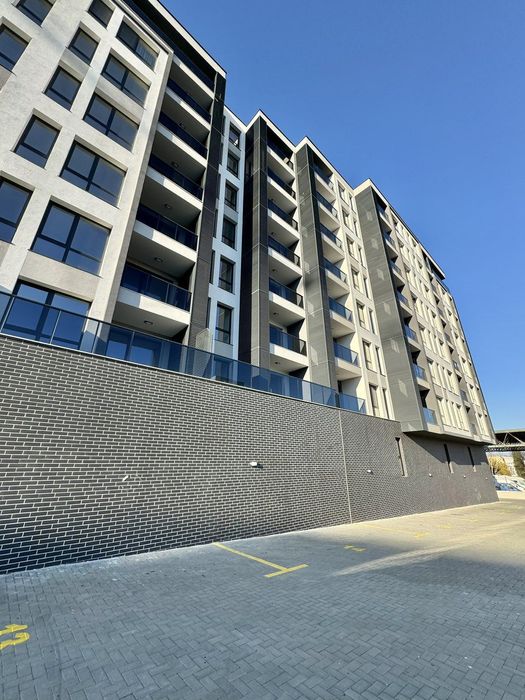 Продава се Двустаен апартамент в Бургас, Славейков - 61 кв.м за 1681 €/кв.м - Снимка #1