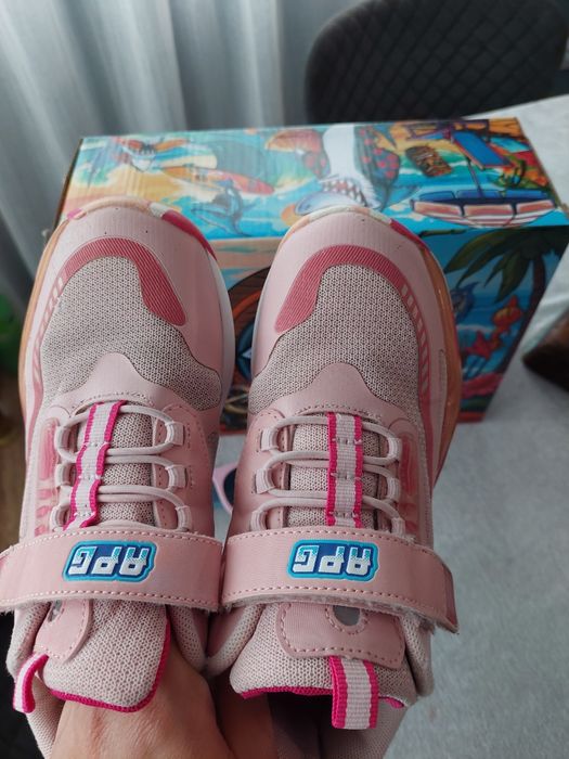 Маратонки APG Runners pink на Andy Studio