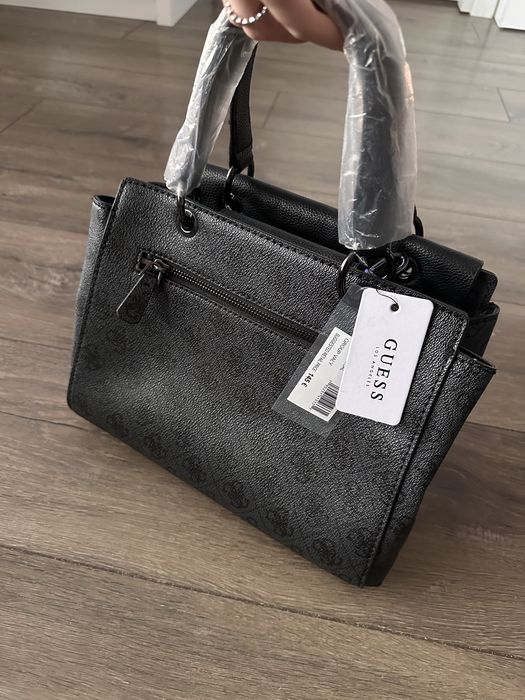 Дамска чанта Guess