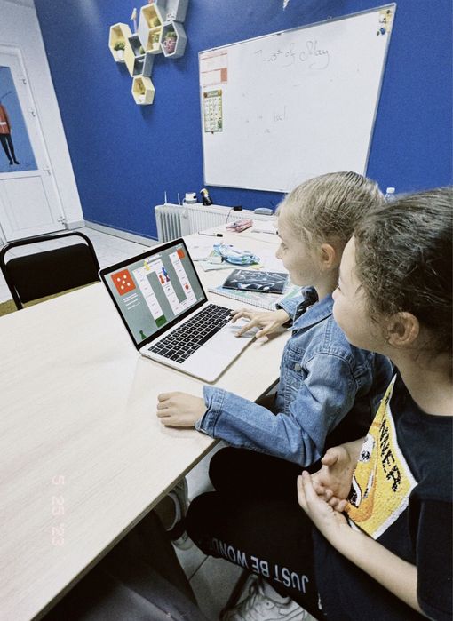 Учитель английского языка, репетитор