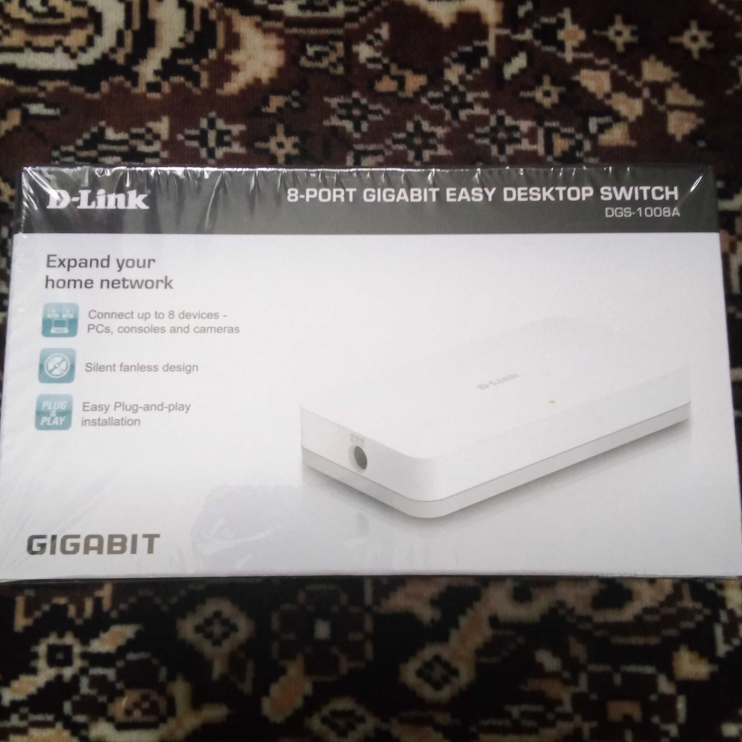 Коммутатор новый Switch 8 port D-Link DGS-1008A/F1A