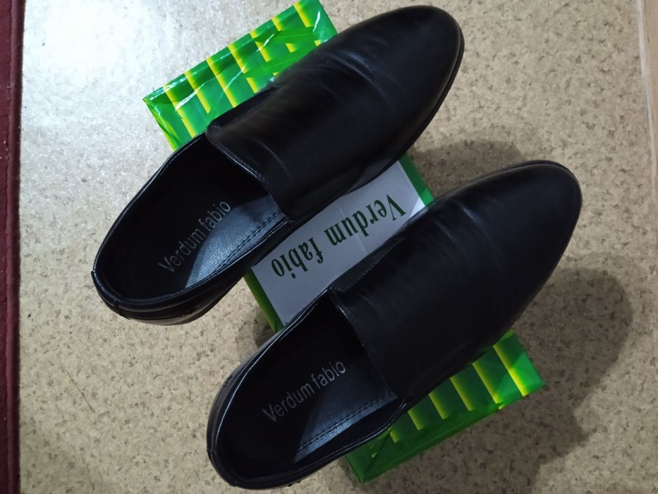 Продам туфли мужские.