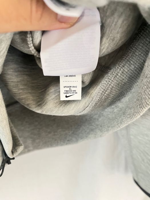 Нови МъжкиГорнища Nike Tech Fleece