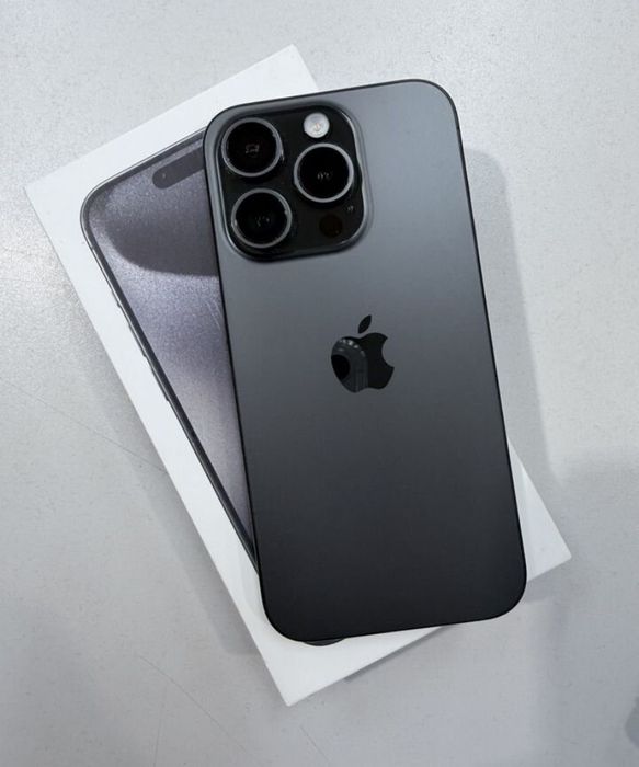 iPhone 15 Pro 256Gb с гарантией