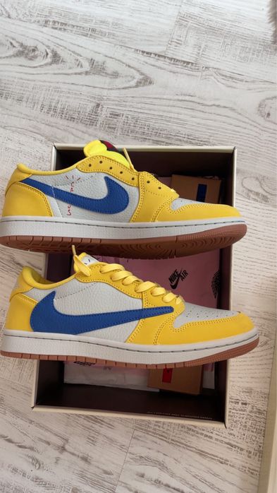 Air Jordan 1 Low Travis Scott Canary Yellow