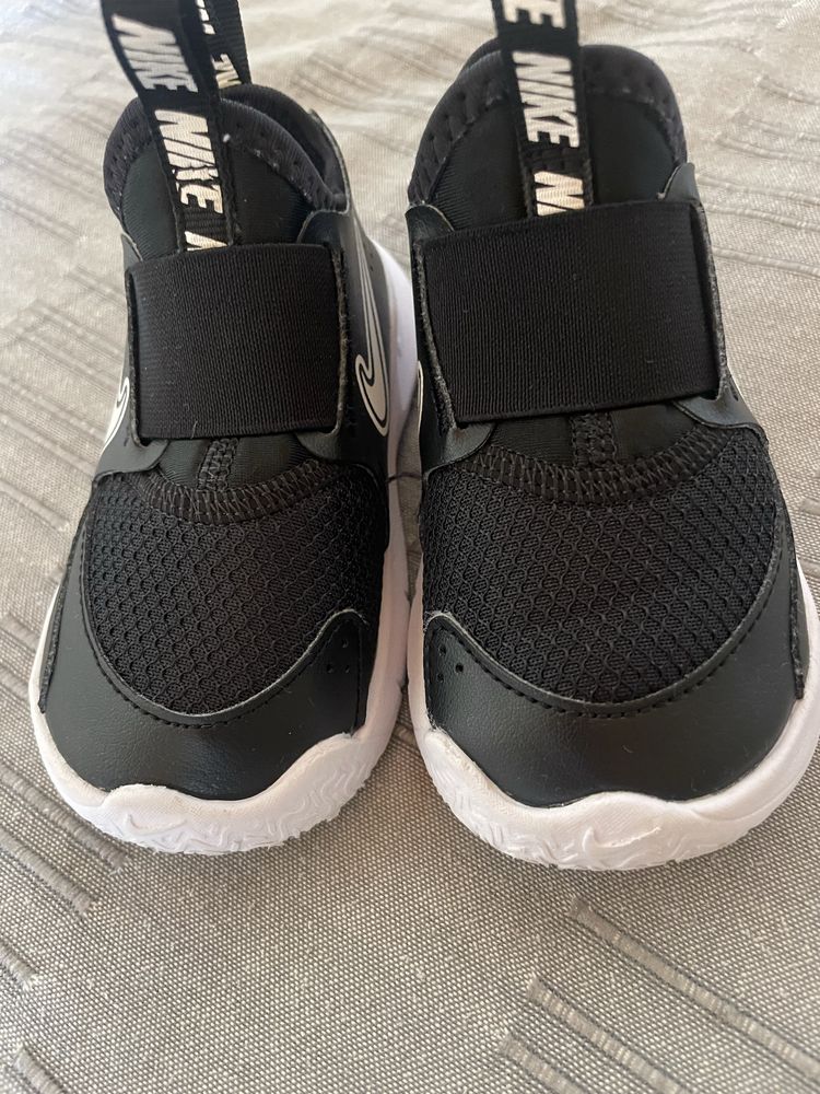 Маратонки Nike 22n