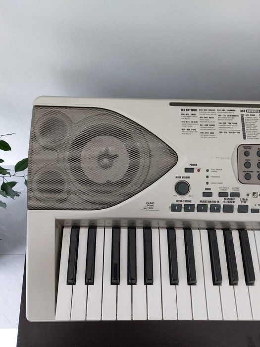 Casio CTK‑900 – Orgă electronică 61 clape, MIDI, stare excelentă