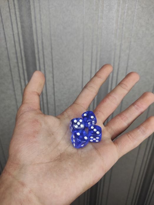 Продам Игровые Кубики!!!