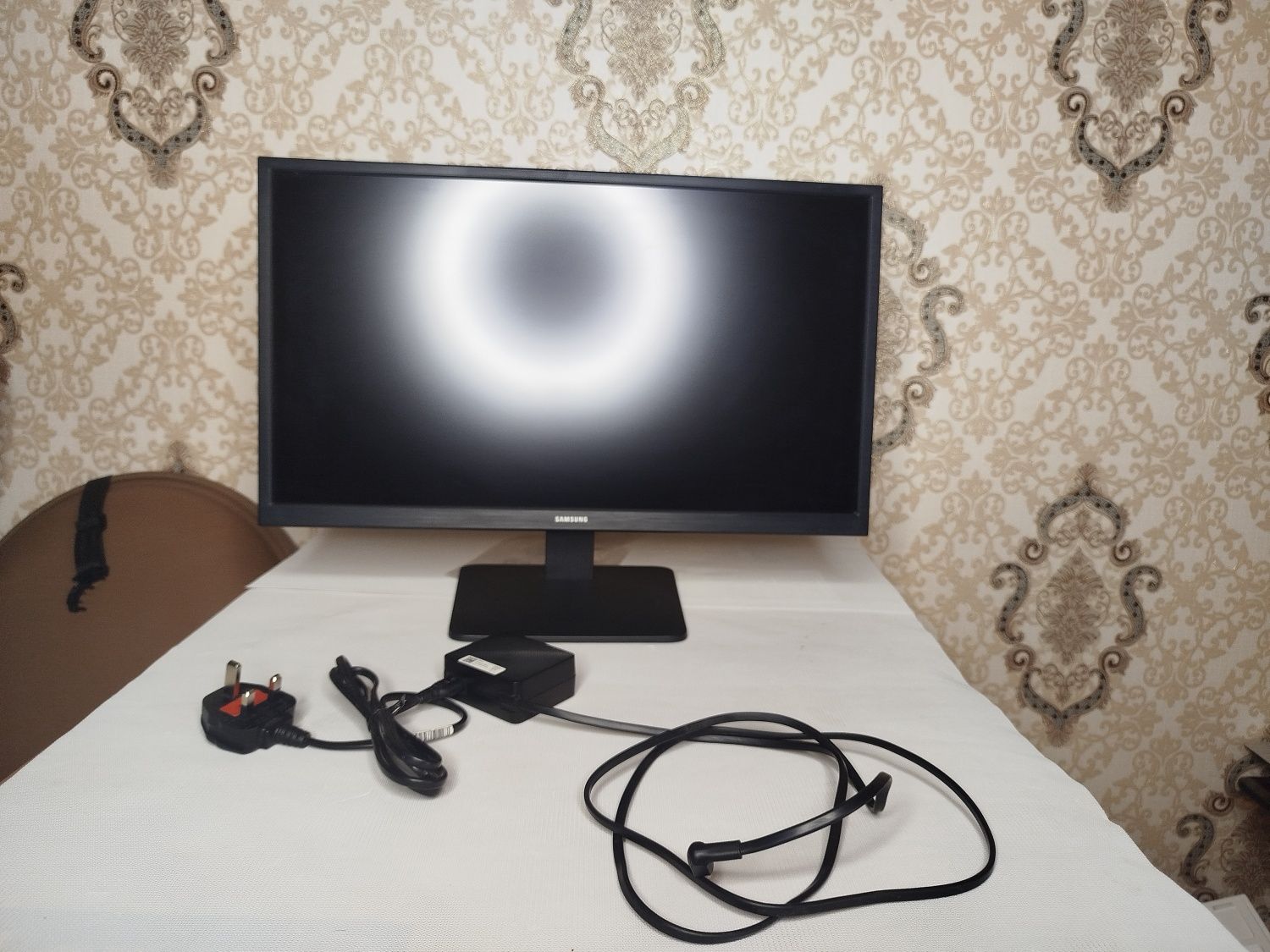 Продается Монитор Samsung S22A330NHM 22 дюймов FHD IPS 1920 x 1080