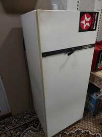 Холодильник сотилади 700.000 сўм